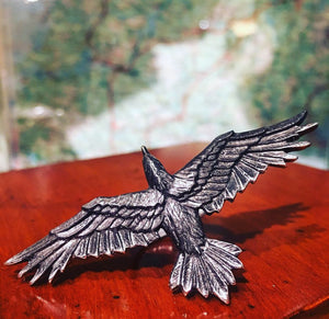 Ring - Black Raven in Flight